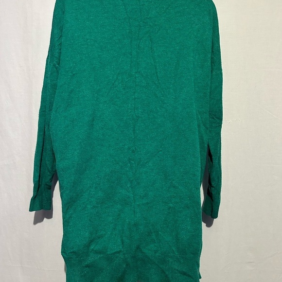 Dreamers by Debut Oversized V-Neck Sweater – Emerald Green, Size M/L - Picture 2 of 4